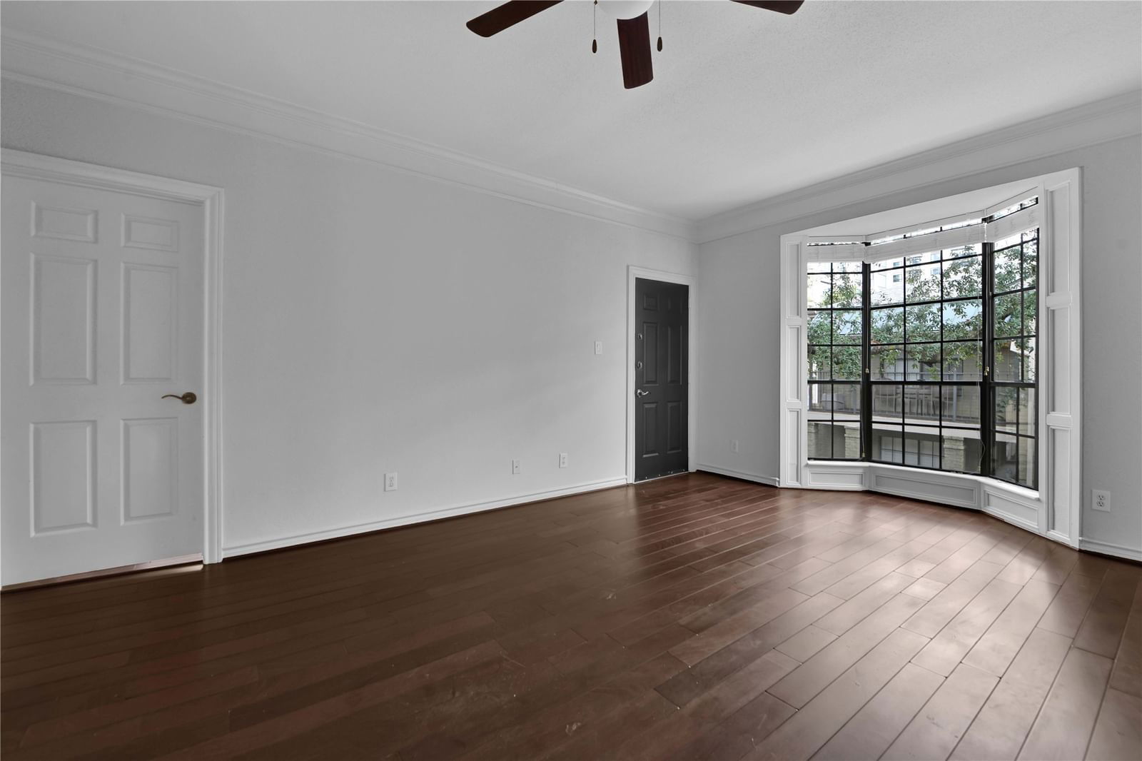 Real estate property located at 2700 Revere #114, Harris, Oak Lane Condos, Houston, TX, US