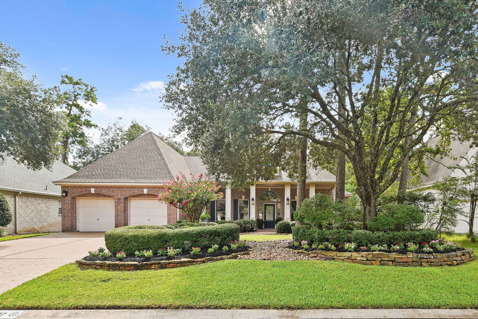 Real estate property located at 27 Acorn Cluster, Montgomery, Wdlnds Village Panther Ck 35, The Woodlands, TX, US