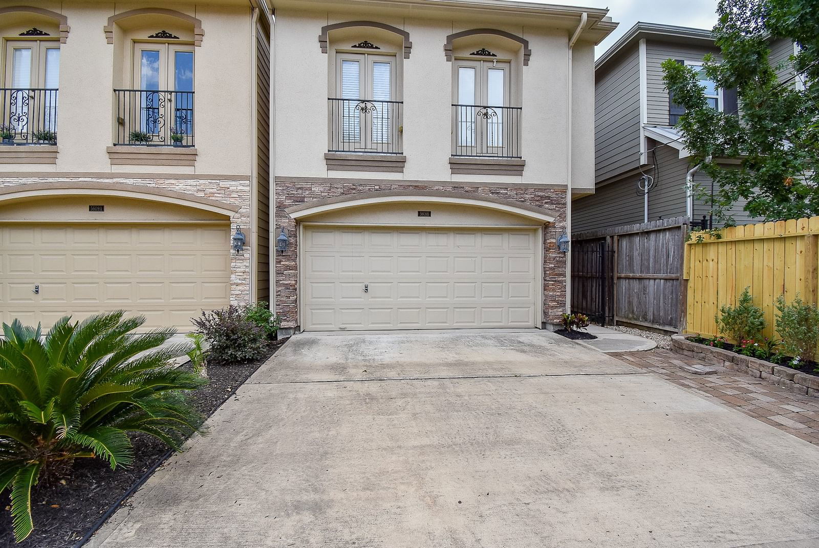 Real estate property located at 5609 Darling B, Harris, Cottage Grove Sec 03, Houston, TX, US