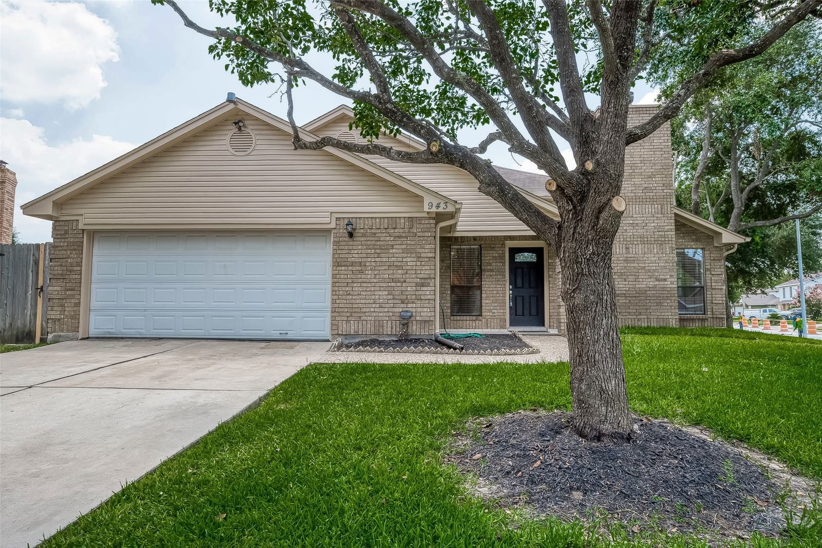 Real estate property located at 943 Moorside, Harris, Sterling Green South, Channelview, TX, US