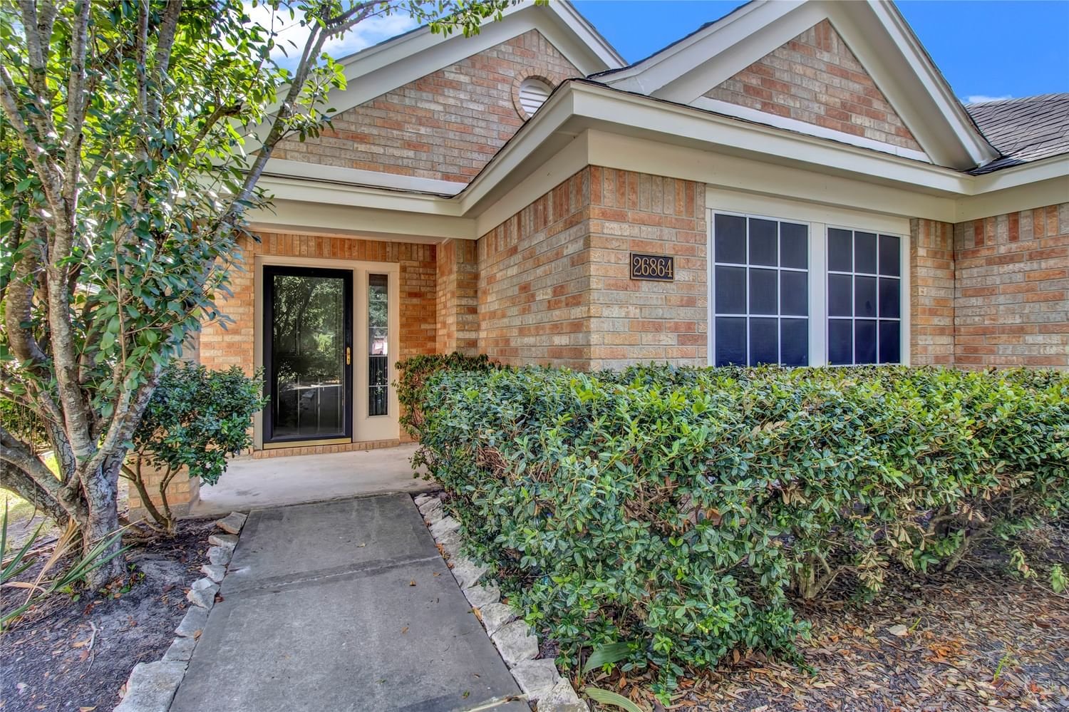 Real estate property located at 26864 Iron Manor, Montgomery, Kings Manor 12, Kingwood, TX, US