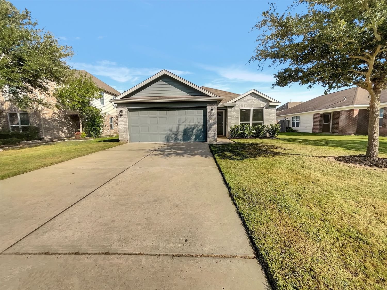 Real estate property located at 2030 Indian Clearing, Fort Bend, Rosenberg, TX, US