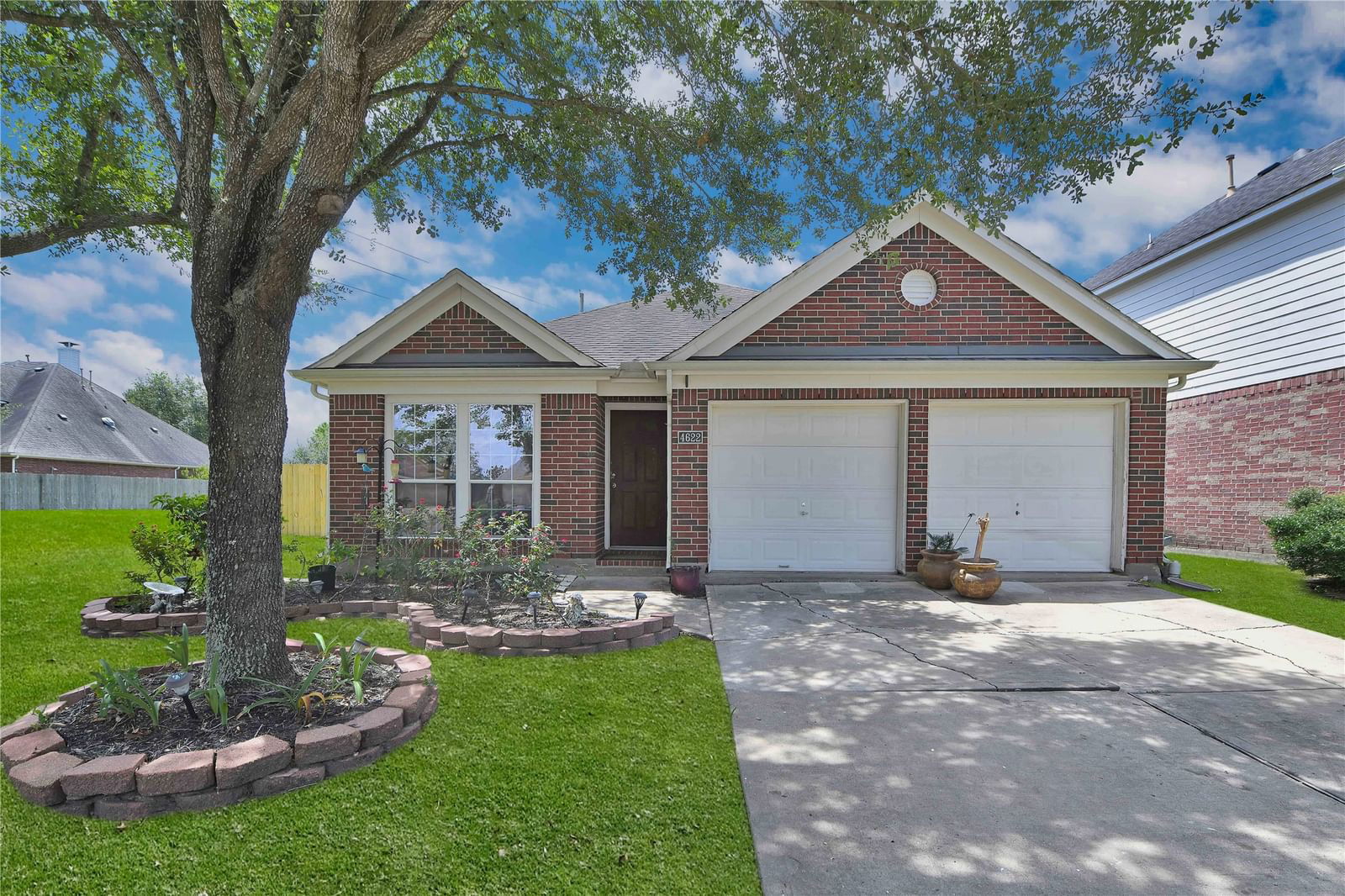 Real estate property located at 4622 Red Lake, Fort Bend, Waterside Estates Sec 13, Richmond, TX, US