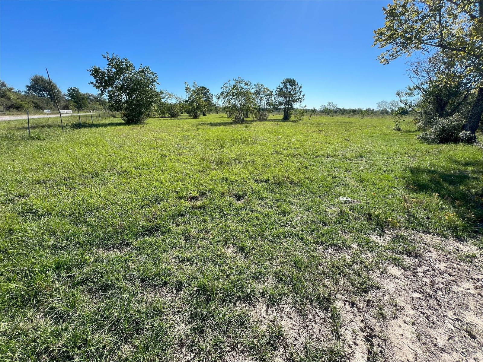 Real estate property located at 002 HWY 105 SOUR LAKE, Hardin, A0446 - SMITH MARY, Sour Lake, TX, US