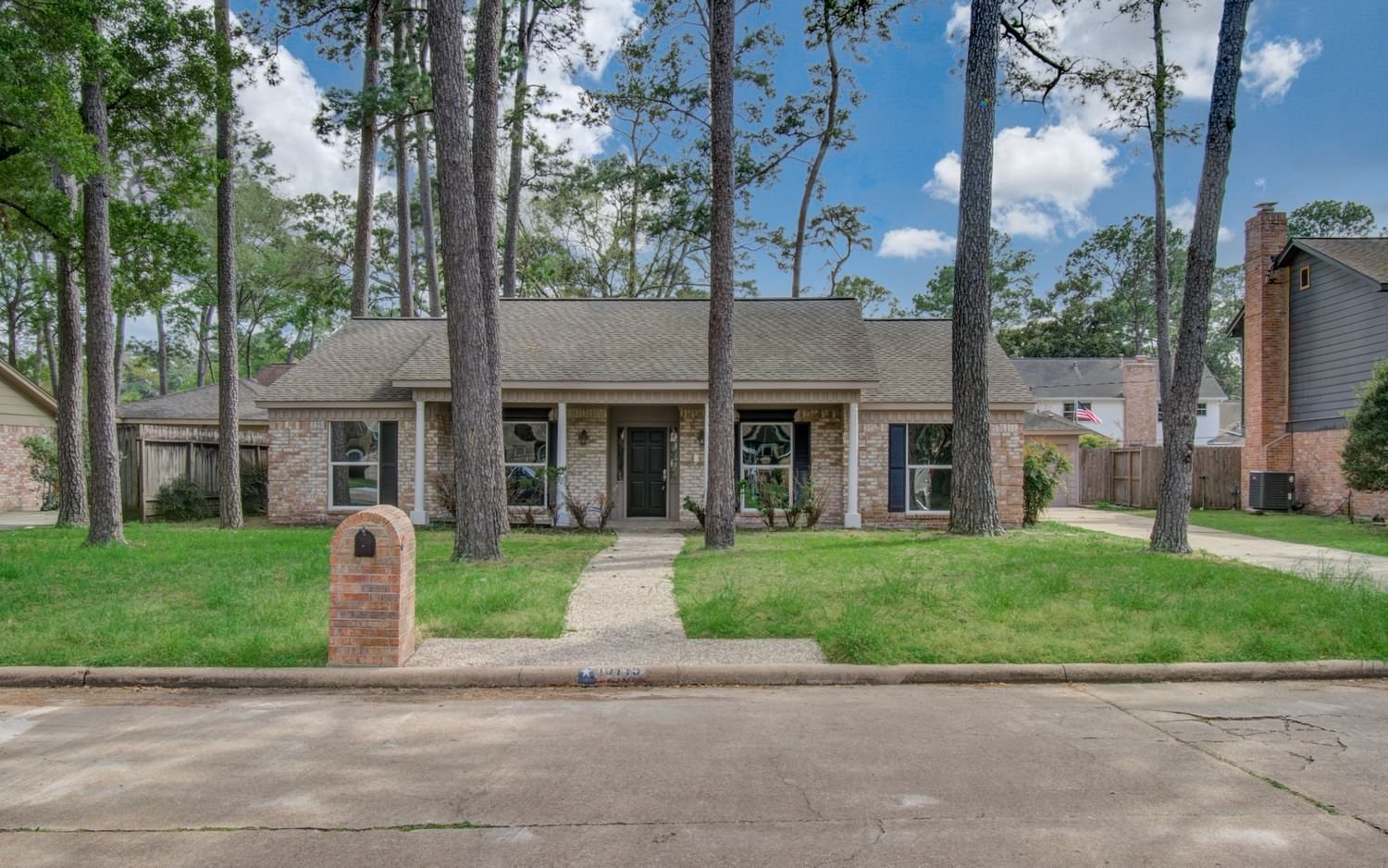 Real estate property located at 10715 Dunbrook, Harris, Norchester, Houston, TX, US