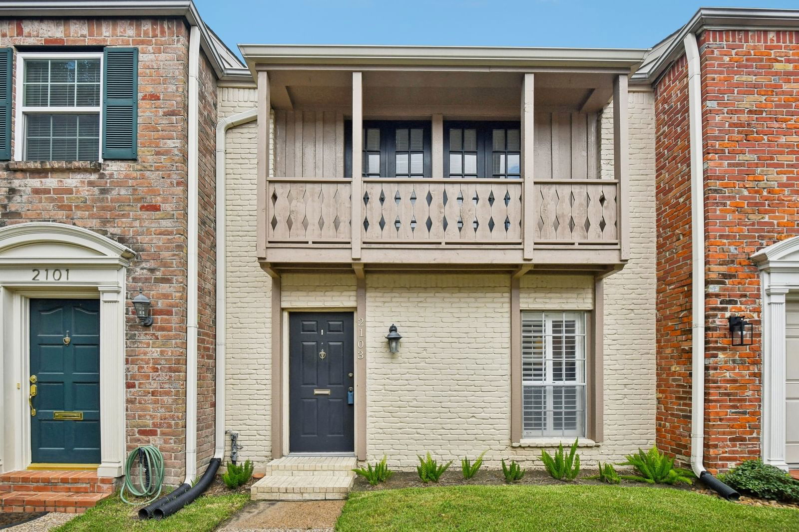 Real estate property located at 2103 Winrock #49, Harris, Briargrove Drive T/H, Houston, TX, US