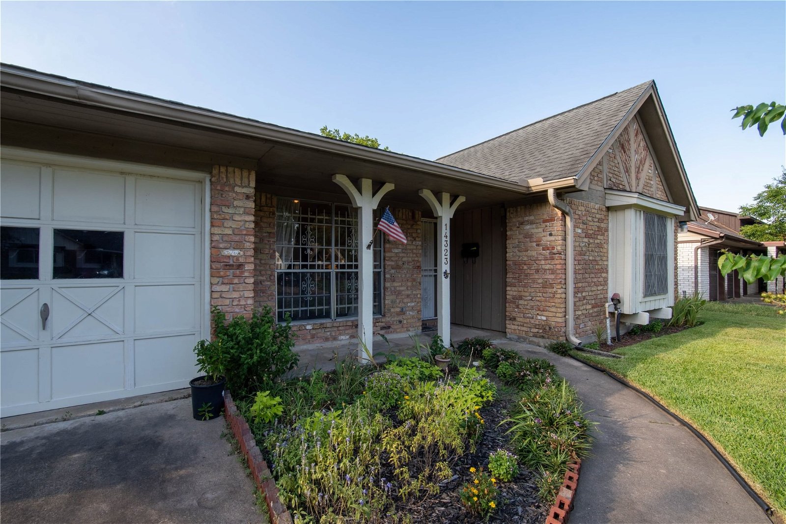 Real estate property located at 14323 Lantern, Harris, Houston, TX, US