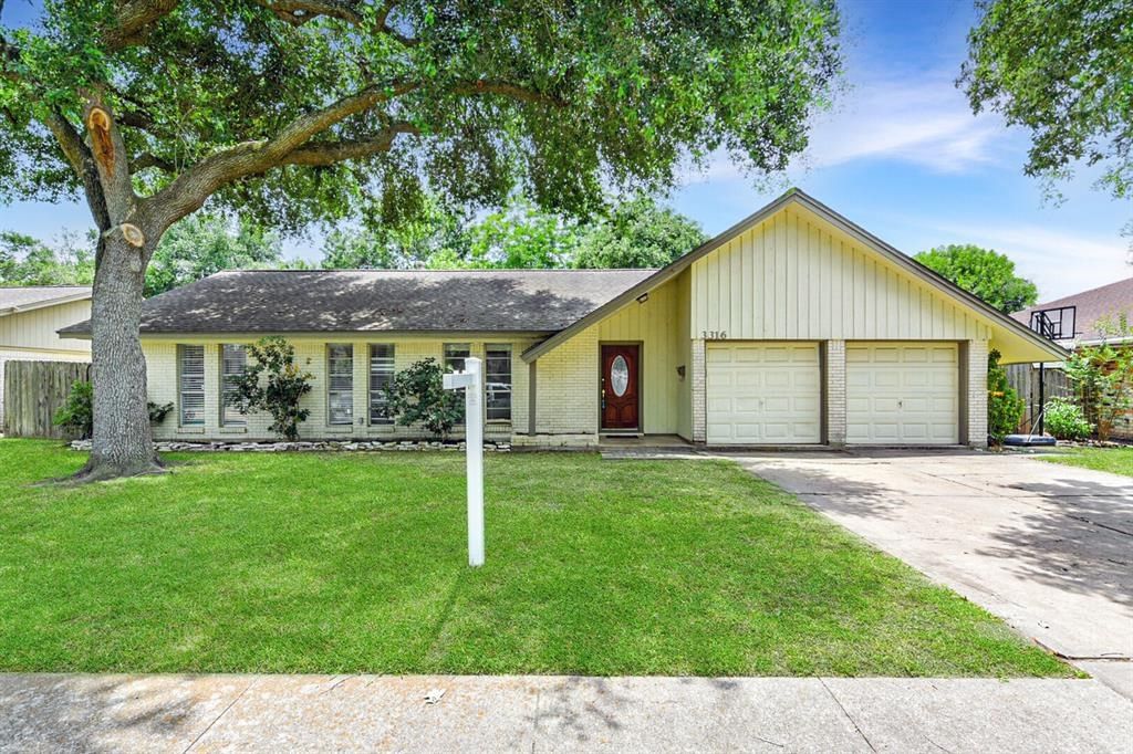 Real estate property located at 3316 Churchill, Brazoria, Sherwood Pearland, Pearland, TX, US