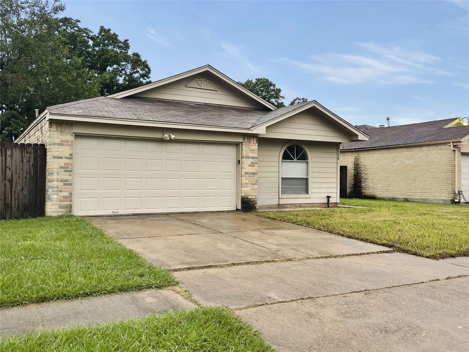 Real estate property located at 5554 Ambern, Fort Bend, Briar Villa Sec 1, Houston, TX, US