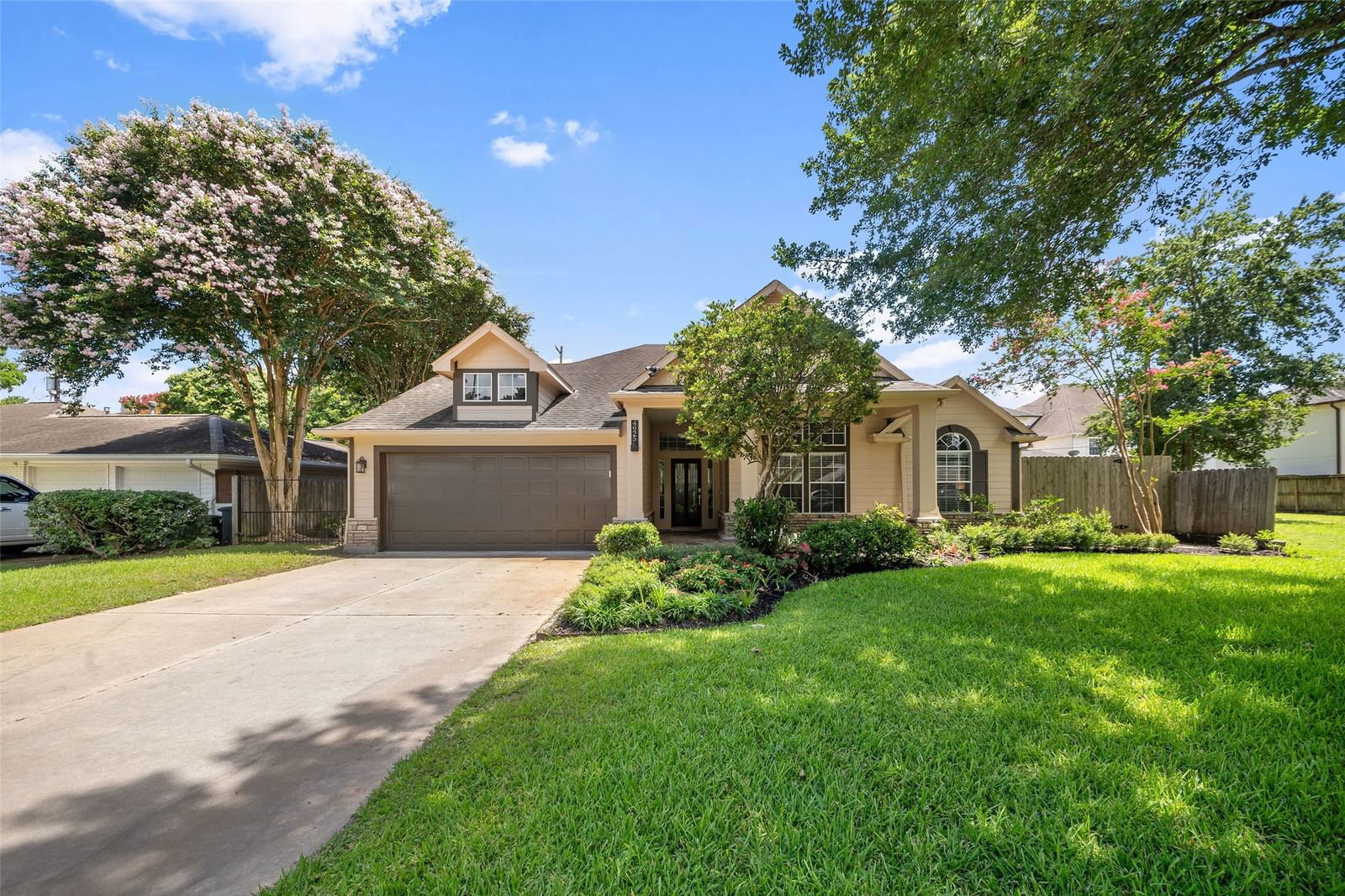 Real estate property located at 4925 Maple, Harris, Bellaire Oaks Sec 02, Bellaire, TX, US