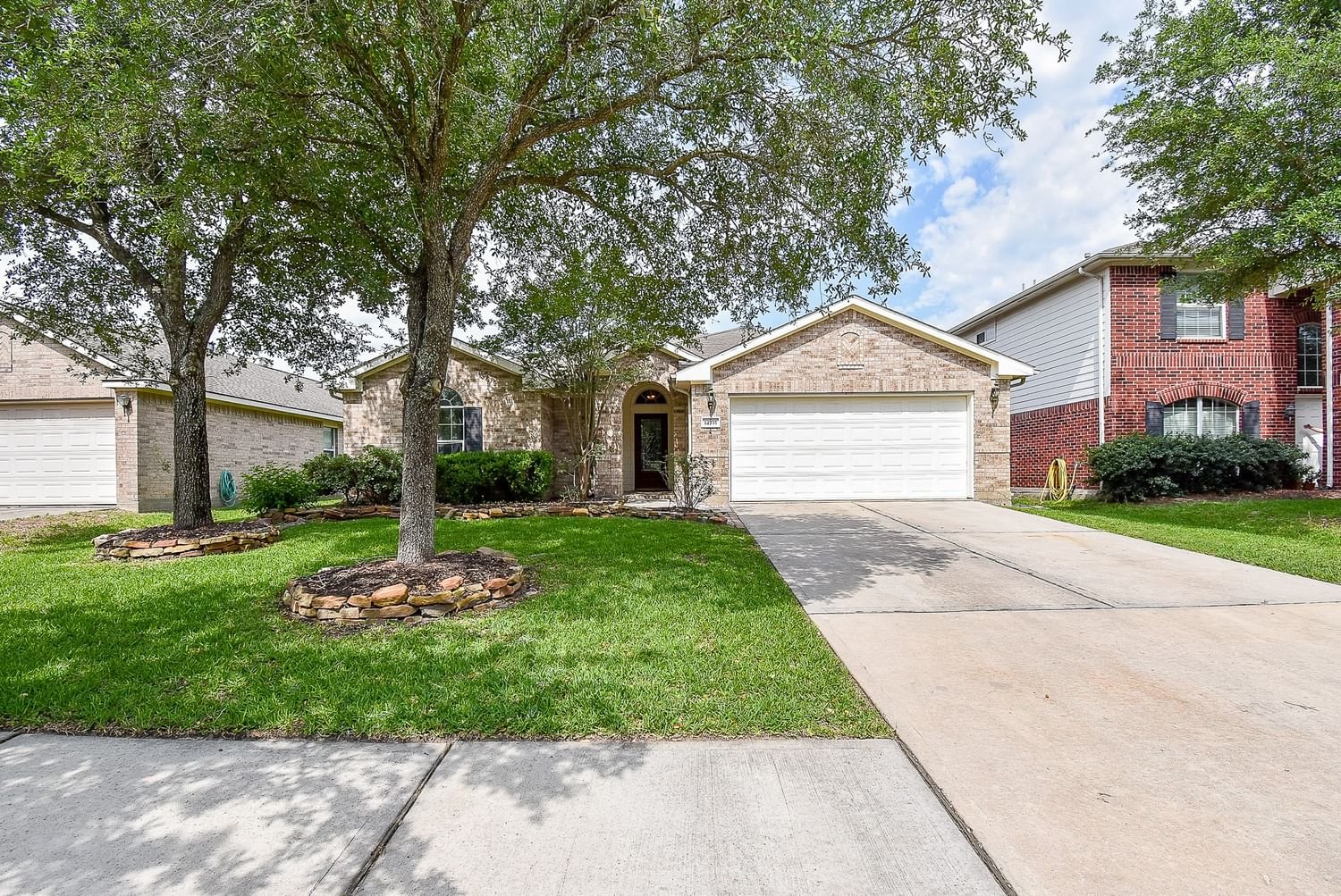 Real estate property located at 14735 Country Rose, Harris, Cypress Mill Park Sec 02, Cypress, TX, US