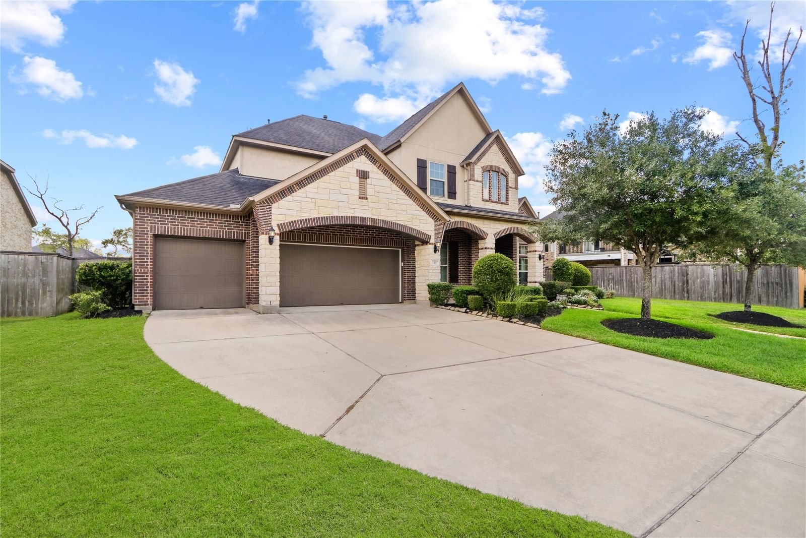 Real estate property located at 10 Ardea Way, Fort Bend, Sienna Village Of Bees Creek Sec 28, Missouri City, TX, US