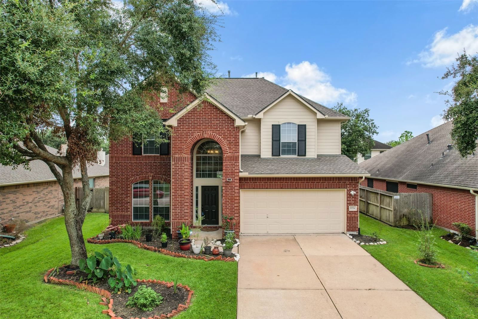 Real estate property located at 6714 Paigetree Ln, Brazoria, WEST OAKS VILLAGE SEC 3, Pearland, TX, US