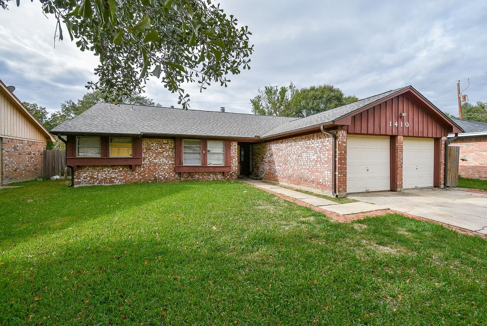 Real estate property located at 1410 Sherwood, Harris, Plumwood Sec 04, Baytown, TX, US