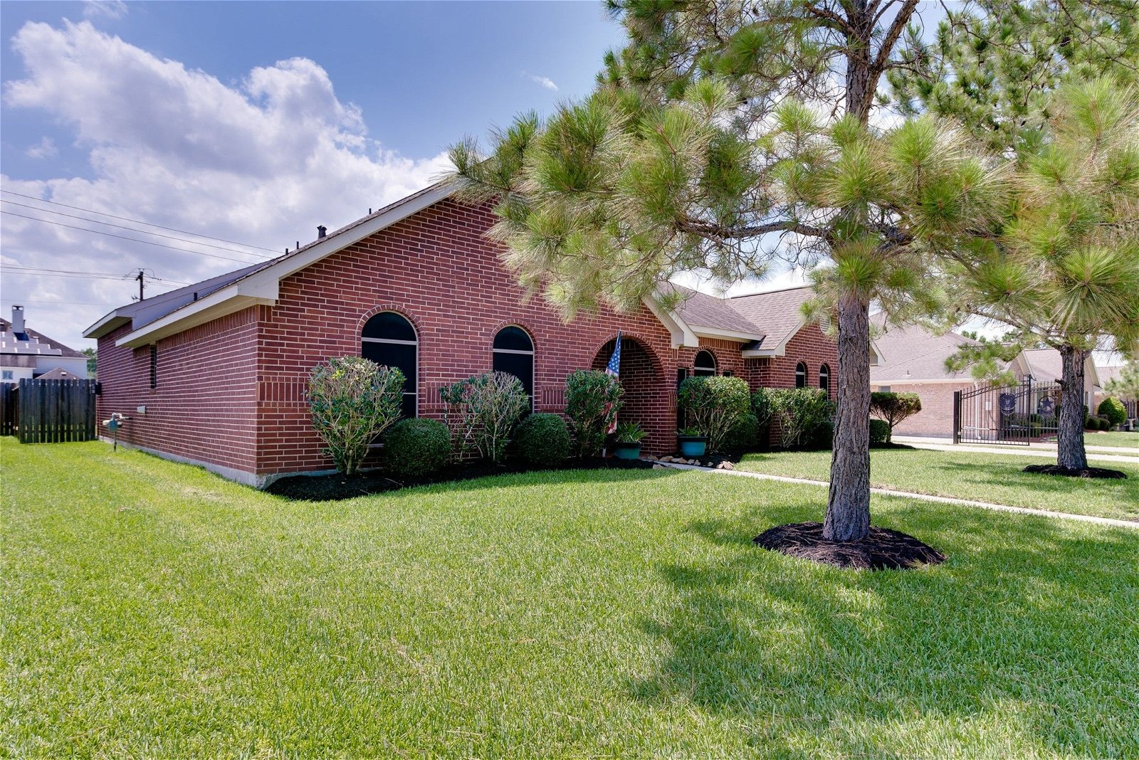 Real estate property located at 2206 Navajo, Galveston, League City, TX, US