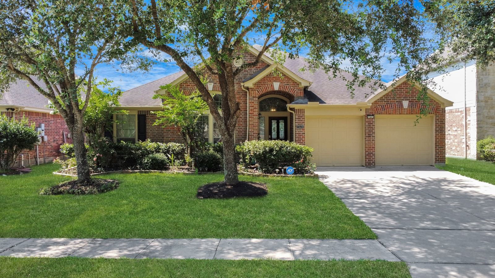 Real estate property located at 13608 Orchard Wind, Fort Bend, Shadow Creek Ranch Sf-46b, Pearland, TX, US