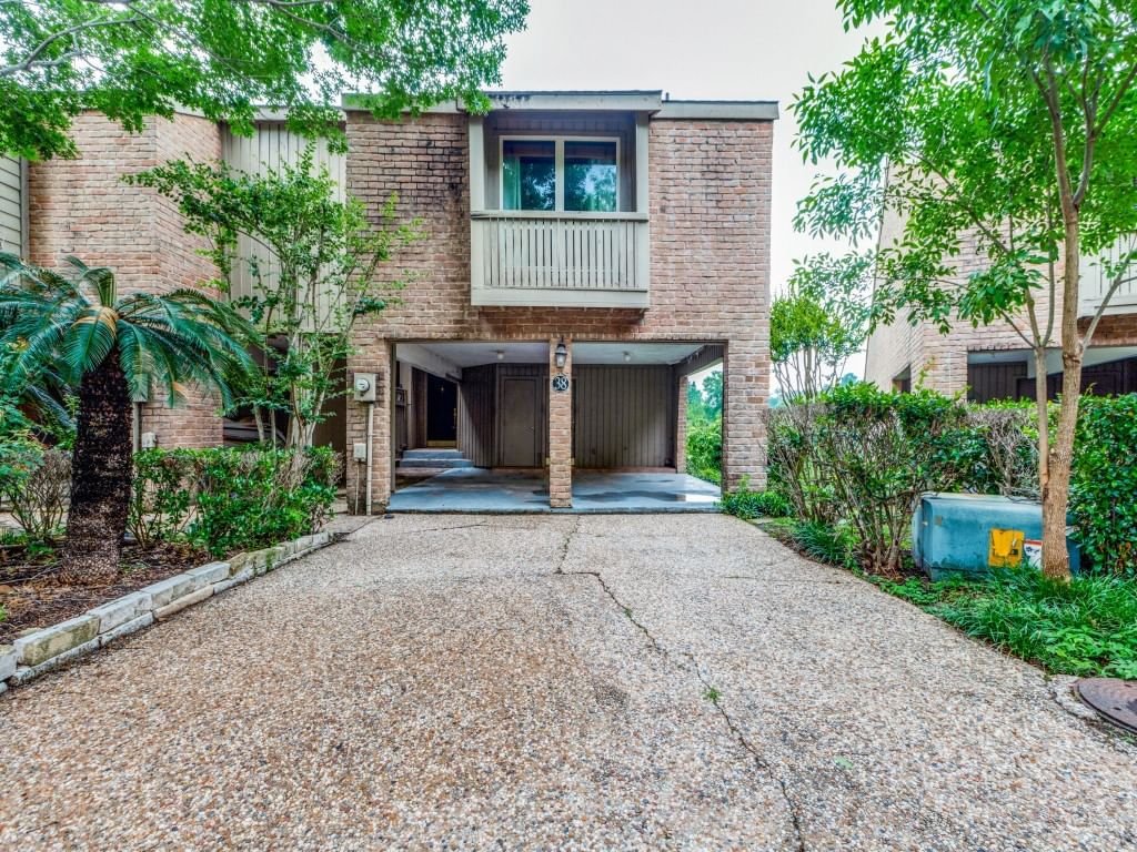 Real estate property located at 9400 Doliver #38, Harris, Doliver Point T/H, Houston, TX, US