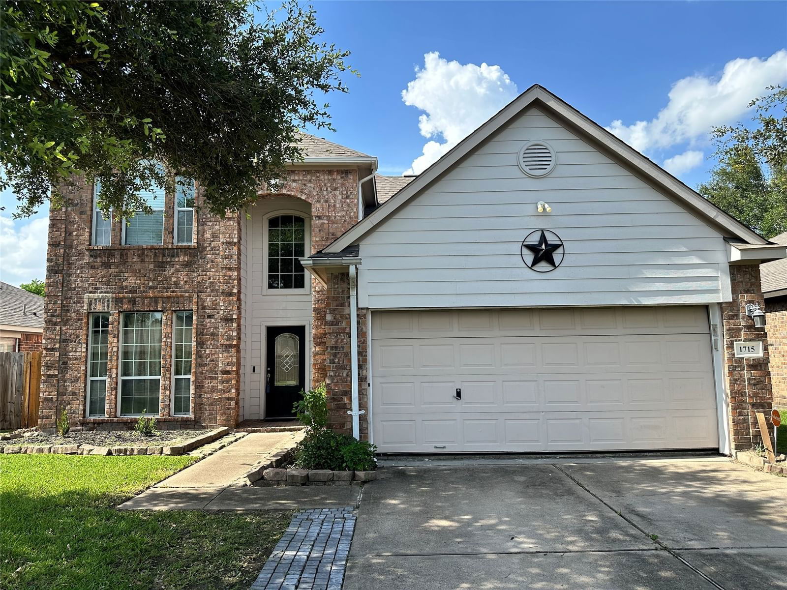 Real estate property located at 1715 Highlands, Harris, Highlands Xing, Highlands, TX, US