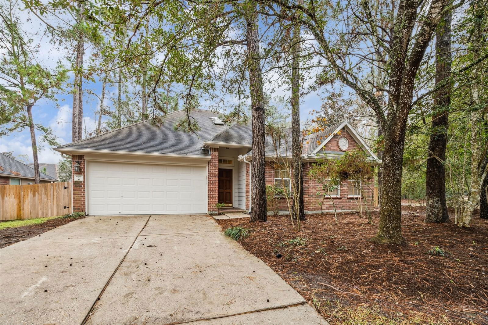 Real estate property located at 2 Orchid Grove, Montgomery, Wdlnds Harpers Lnd College Park, The Woodlands, TX, US