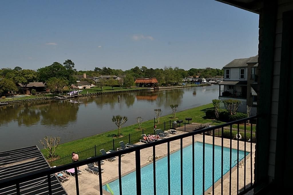 Real estate property located at 18511 Egret Bay #206, Harris, Egret Bay Condo Ph 01, Webster, TX, US