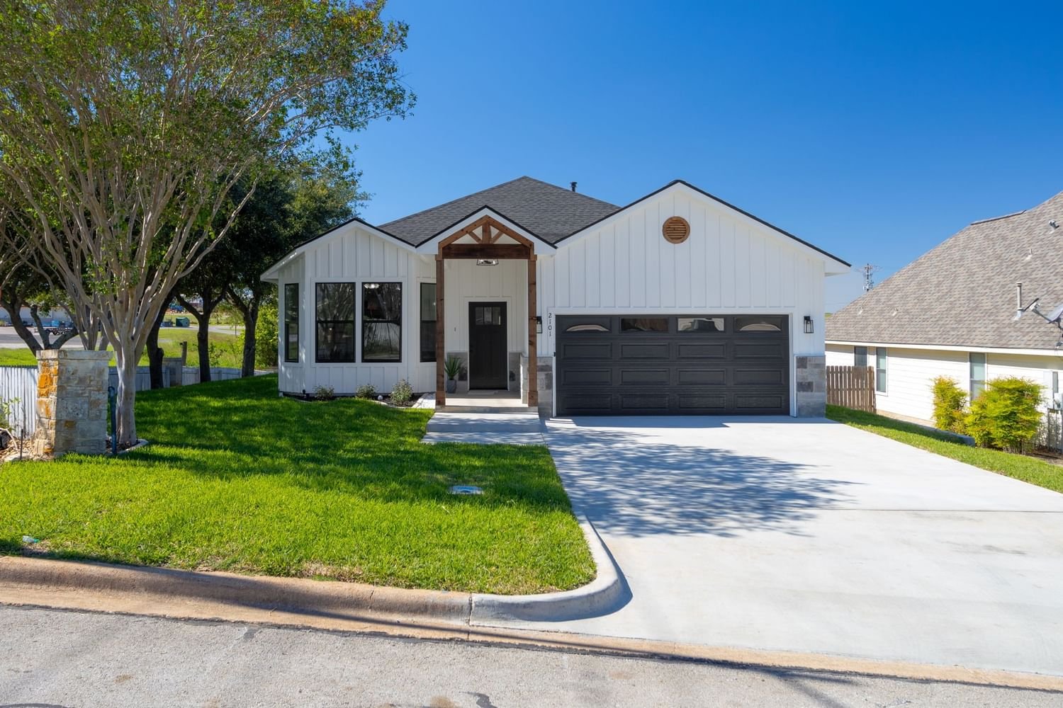 Real estate property located at 2101 Springwood, Washington, Springcreek Village, Brenham, TX, US