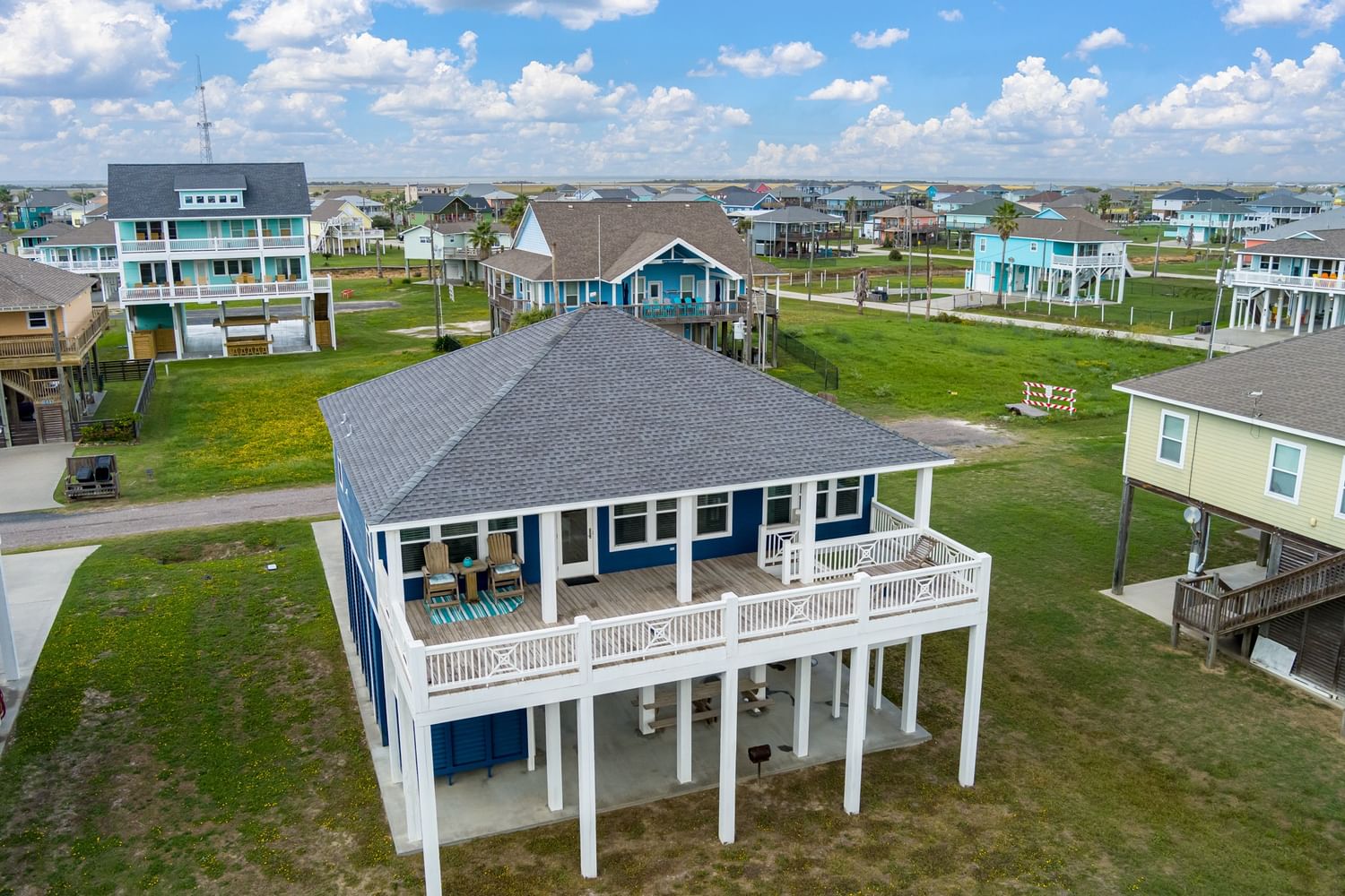 Real estate property located at 2420 Sandpiper, Galveston, Crystal Beach, TX, US