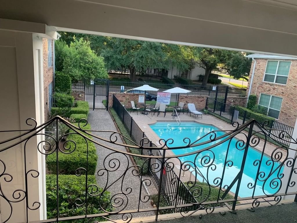 Real estate property located at 5353 Richmond #14, Harris, Courtyards Condo, Houston, TX, US