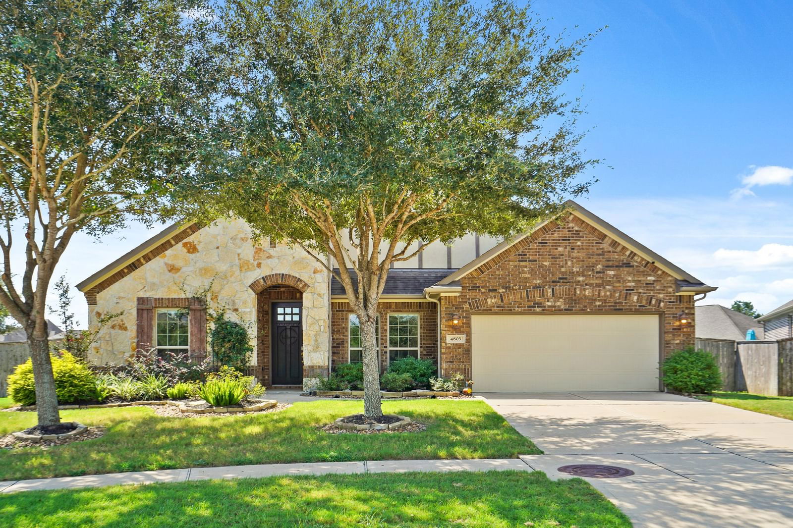 Real estate property located at 4803 Birch Grove, Fort Bend, Fulbrook On Fulshear Creek, Fulshear, TX, US