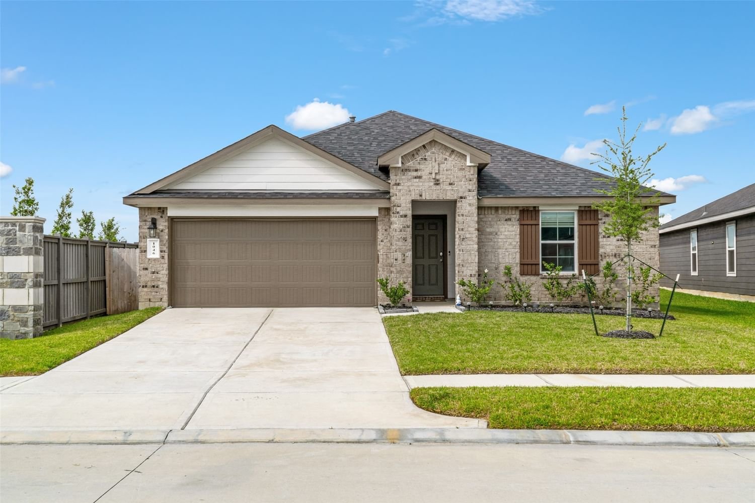 Real estate property located at 1046 Appaloosa, Fort Bend, Caldwell Ranch Sec 7, Rosharon, TX, US
