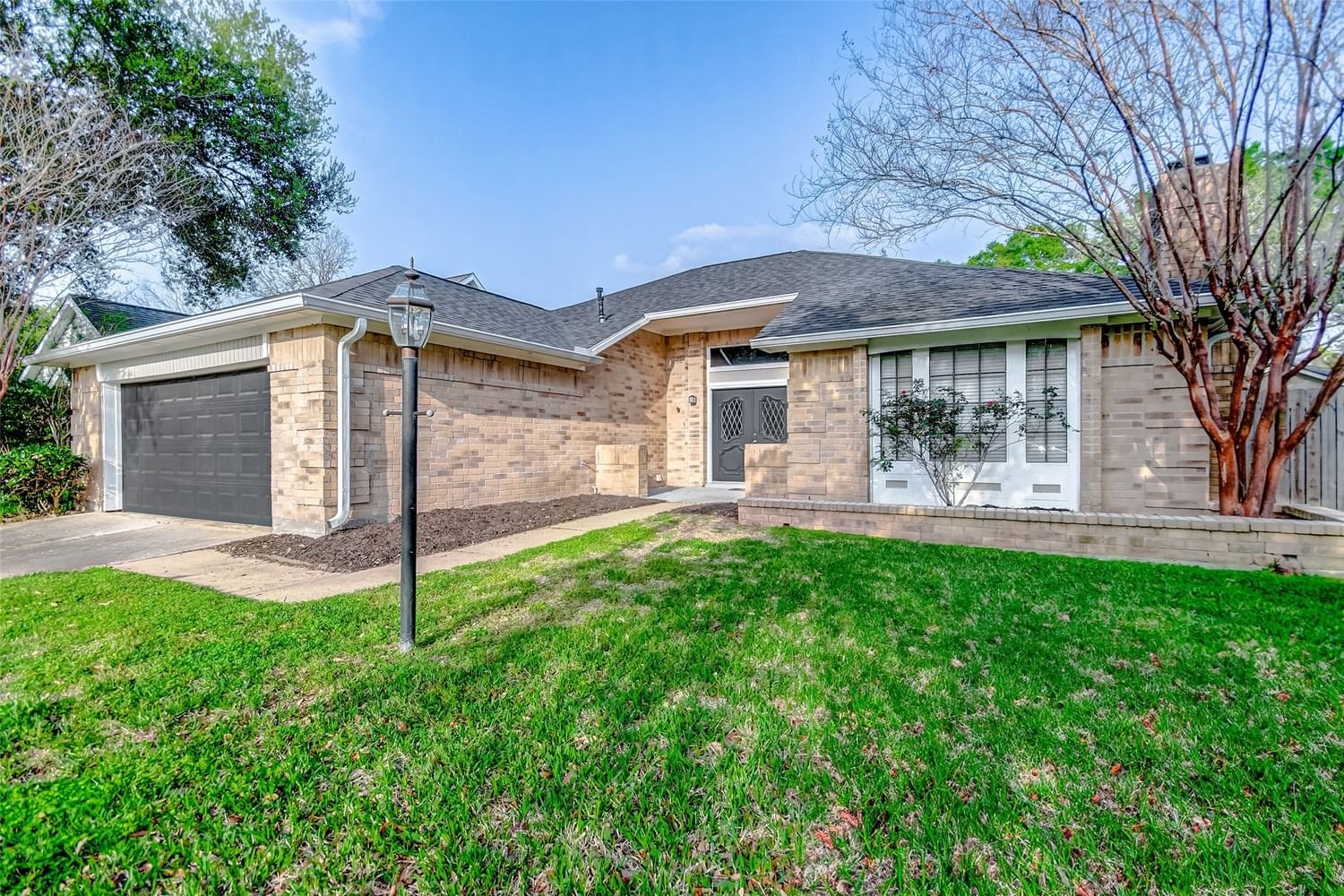 Real estate property located at 735 Rolling Mill, Fort Bend, Sugarmill, Sugar Land, TX, US