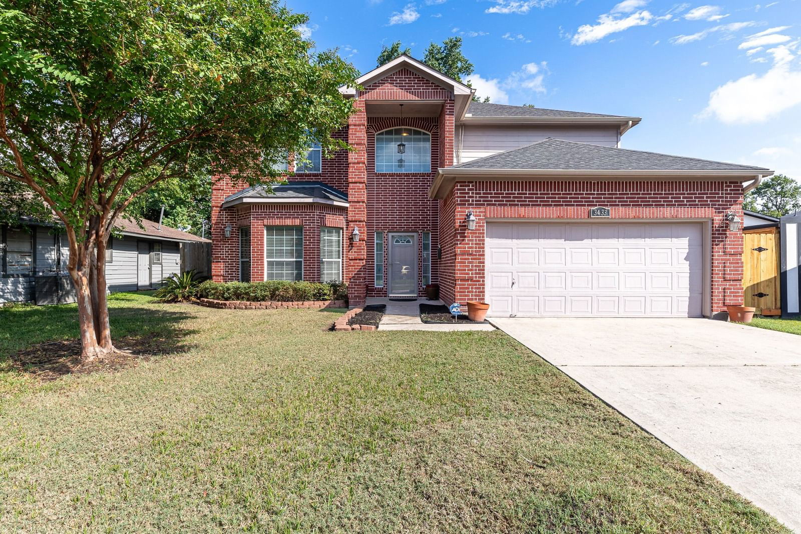 Real estate property located at 3433 Saint Benedict, Harris, South Union 4, Houston, TX, US