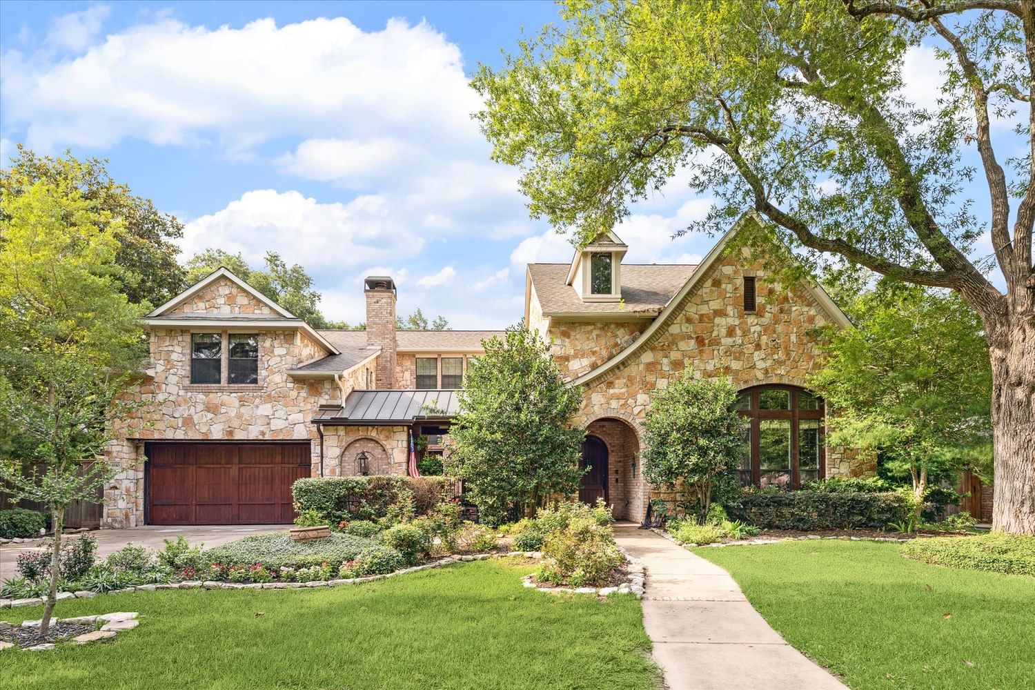 Real estate property located at 5510 Holly, Harris, Braeburn Cc Estates Sec 06, Houston, TX, US