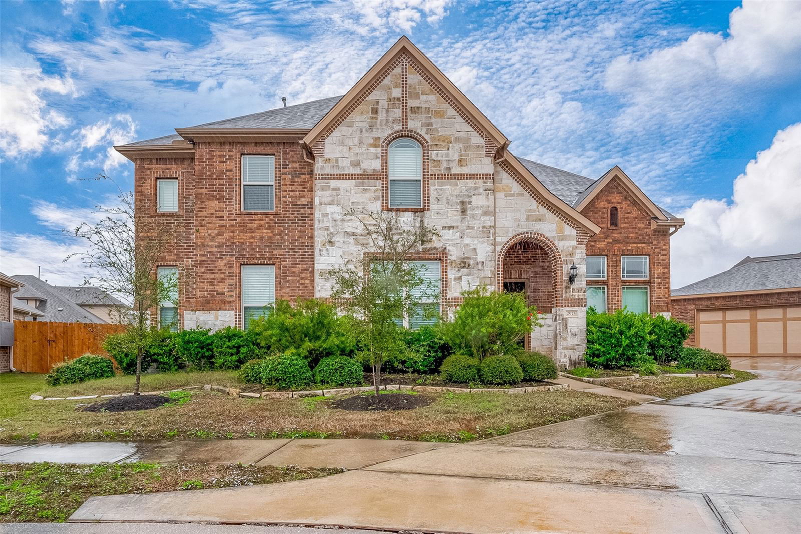 Real estate property located at 2975 Holbrook Valley, Galveston, Hidden Lakes Sec 2 2009, League City, TX, US