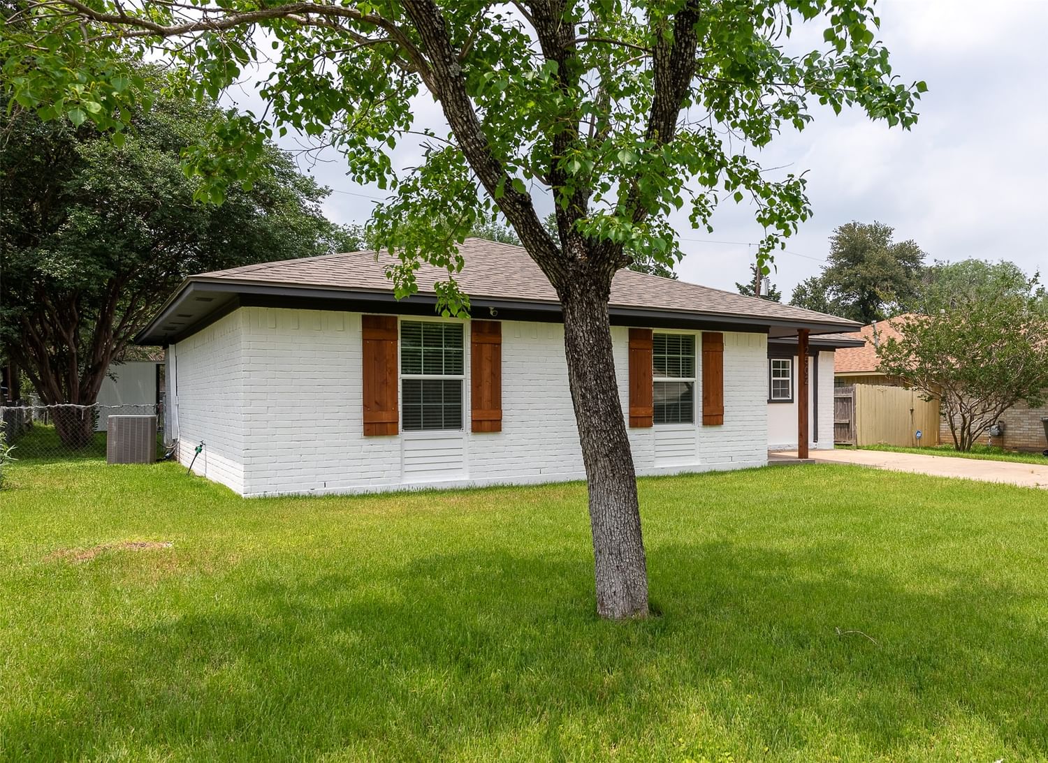 Real estate property located at 2502 Hardwood, Brazos, Creekwood Estates Ph 2, Bryan, TX, US