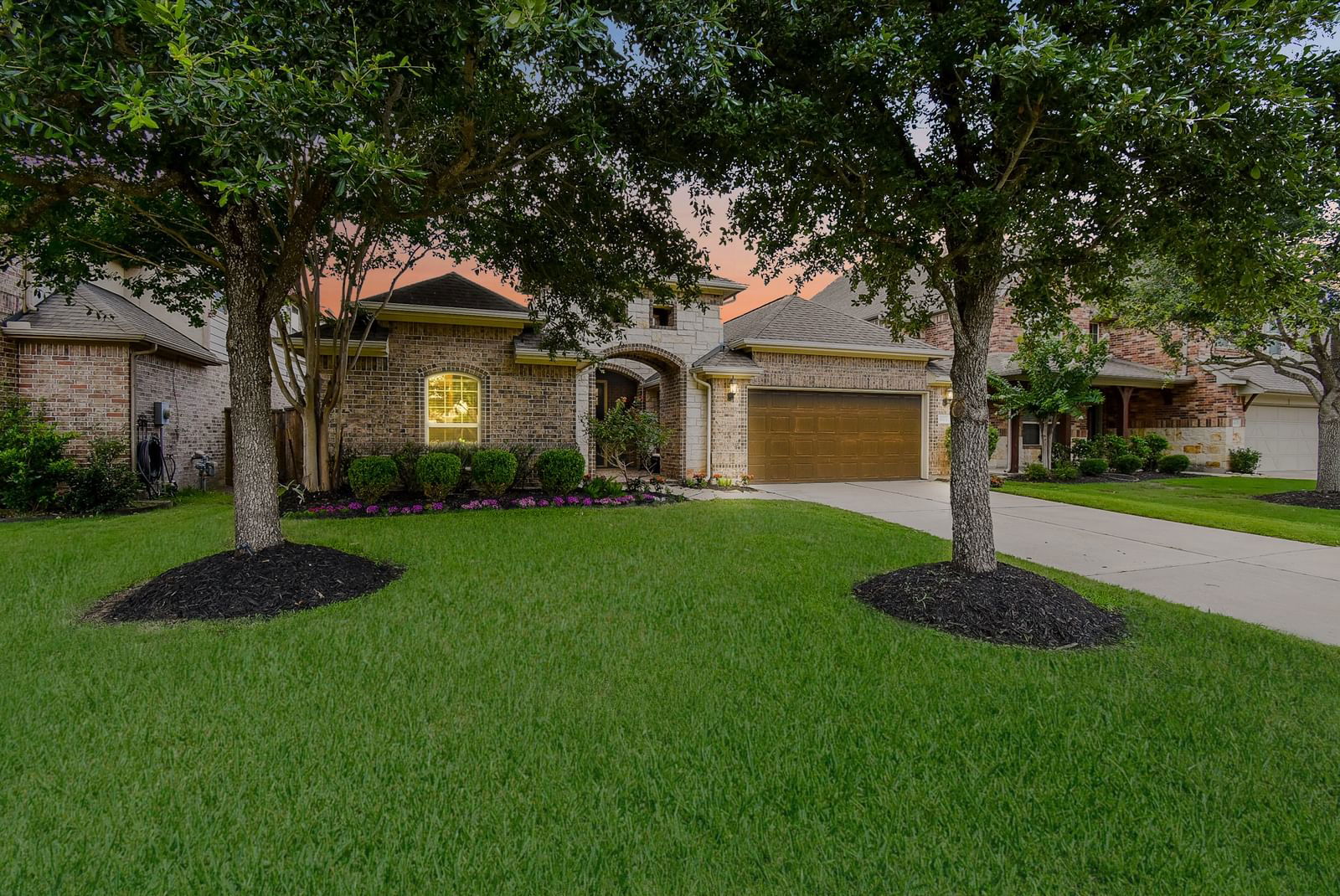 Real estate property located at 11523 Via Verdone, Fort Bend, Lakes Of Bella Terra, Richmond, TX, US