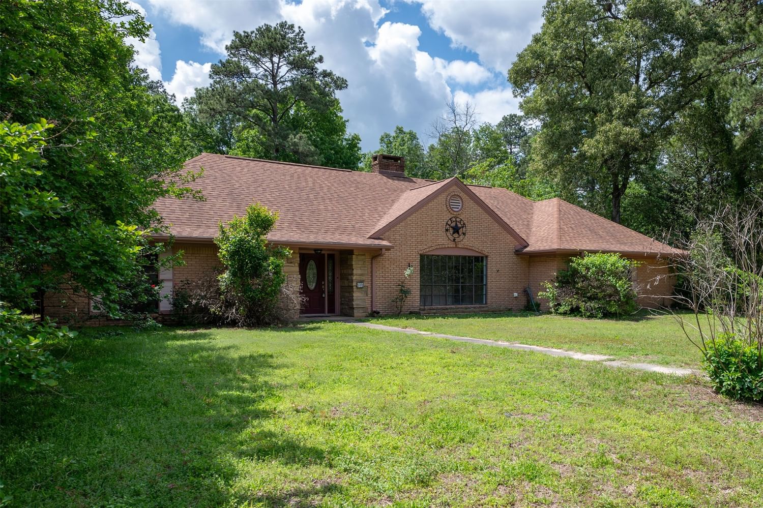 Real estate property located at 501 Oak, Tyler, Shady Acres, Colmesneil, TX, US