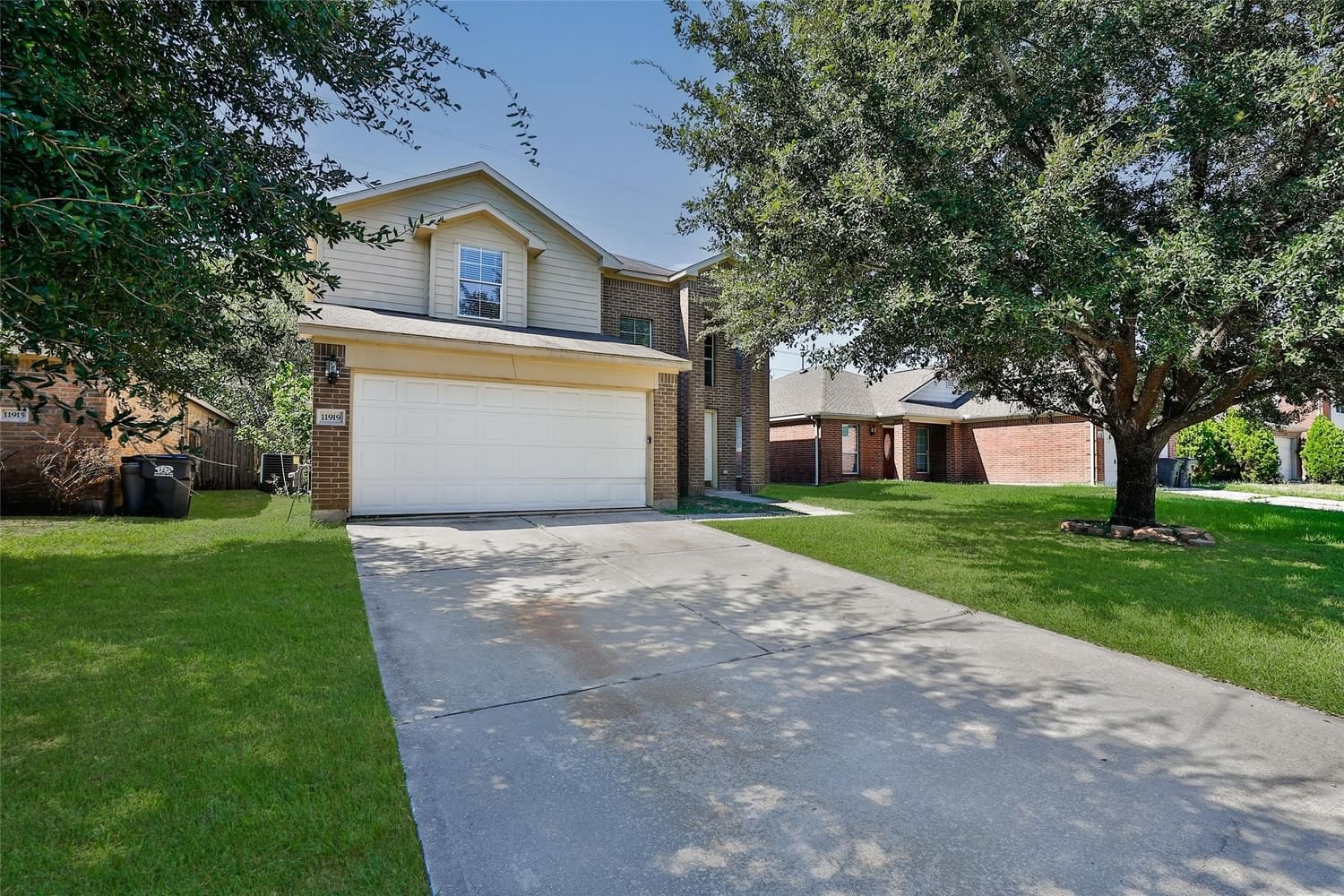 Real estate property located at 11919 Green Coral, Harris, Greensbrook Sec 04, Houston, TX, US