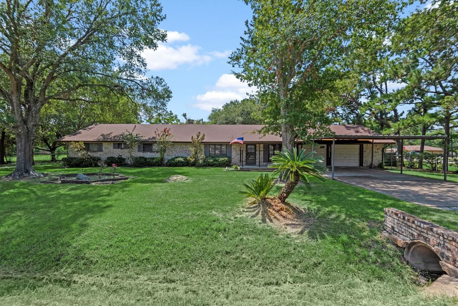 Real estate property located at 15711 Rownita, Harris, Runneberg Estates, Crosby, TX, US