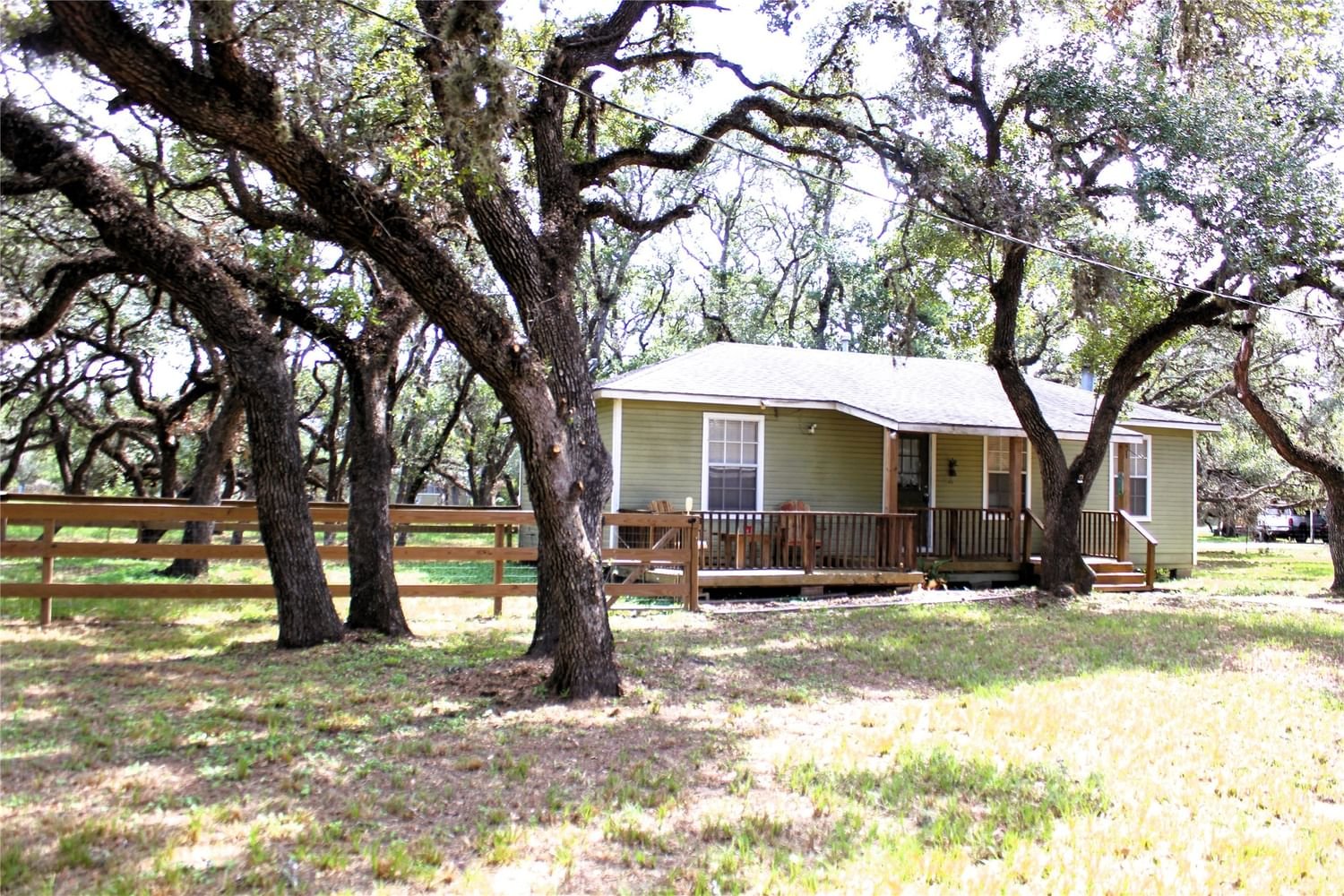 Real estate property located at 1169 County Road 152, Colorado, n/a, Columbus, TX, US