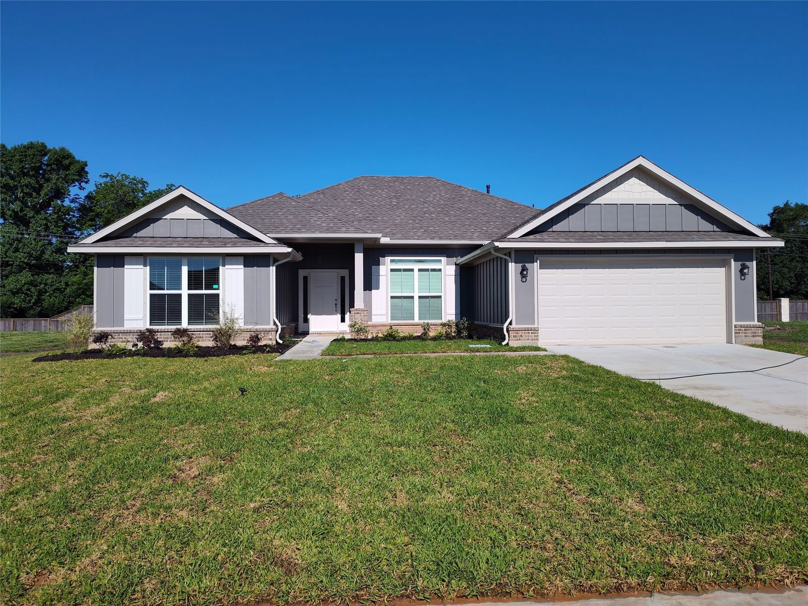 Real estate property located at 603 Greystone, Brazoria, Greystone SD, Angleton, TX, US