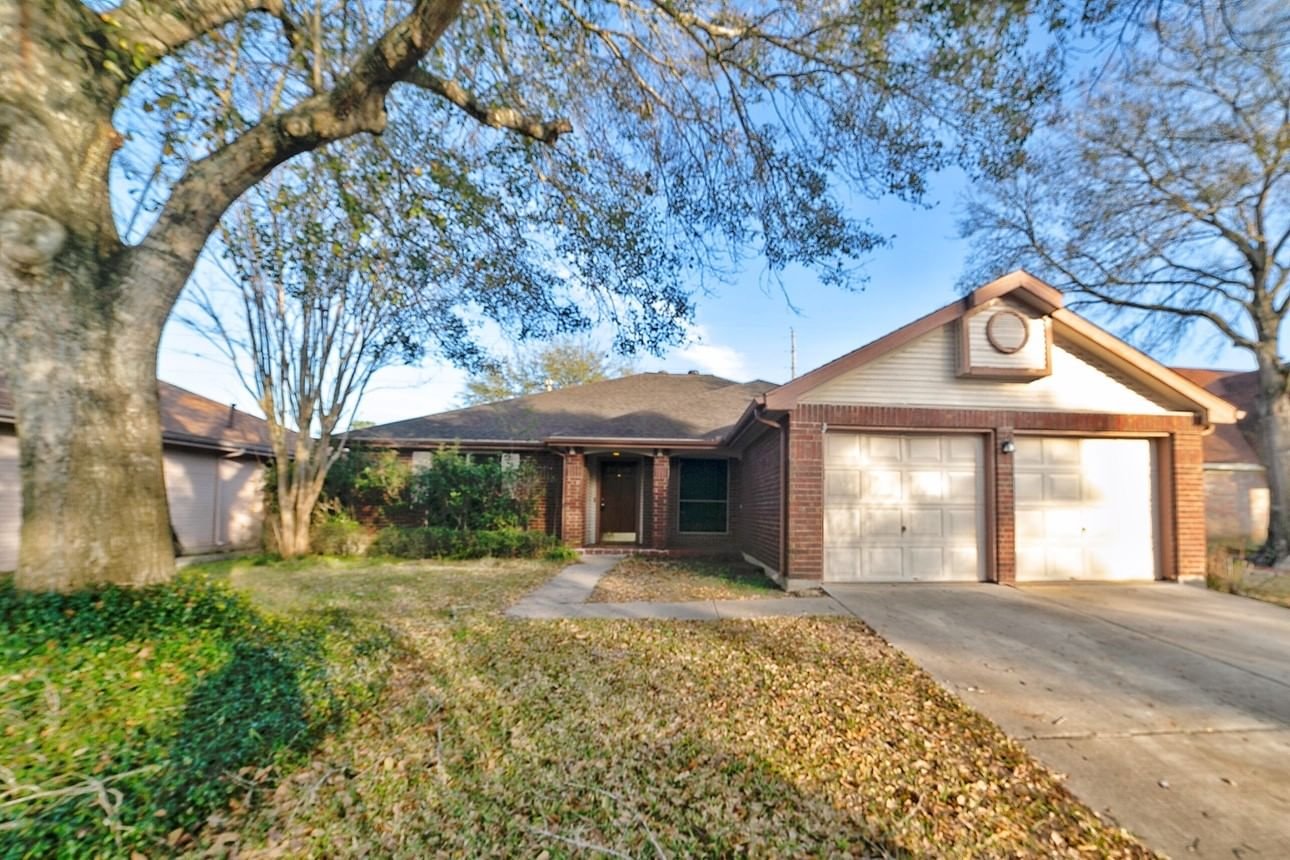Real estate property located at 2923 Bentley, Brazoria, Southwyck, Pearland, TX, US
