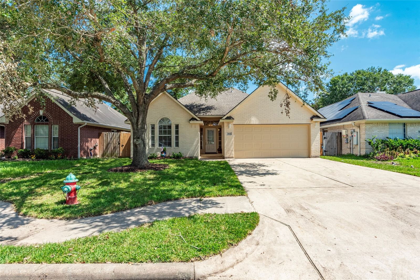 Real estate property located at 5103 Misty Ln, Harris, Whitney Estates Sec 02 Amd, Pasadena, TX, US