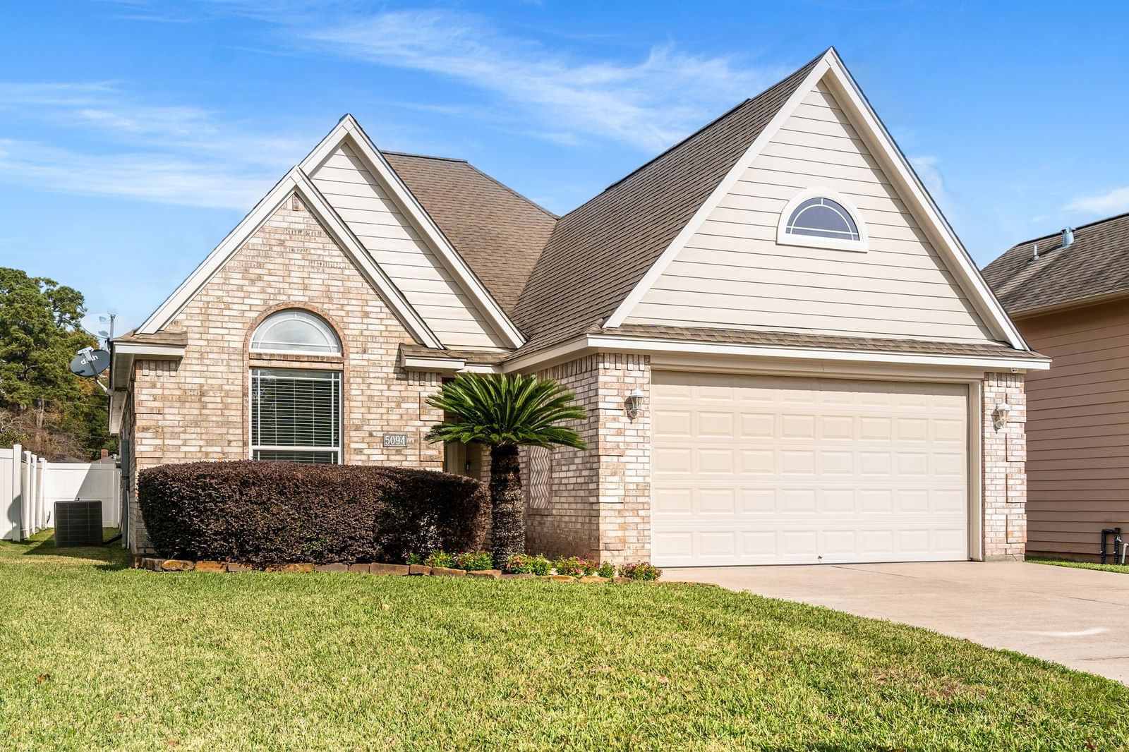 Real estate property located at 5094 Lakeshore Dr, Montgomery, Seven Coves, Willis, TX, US