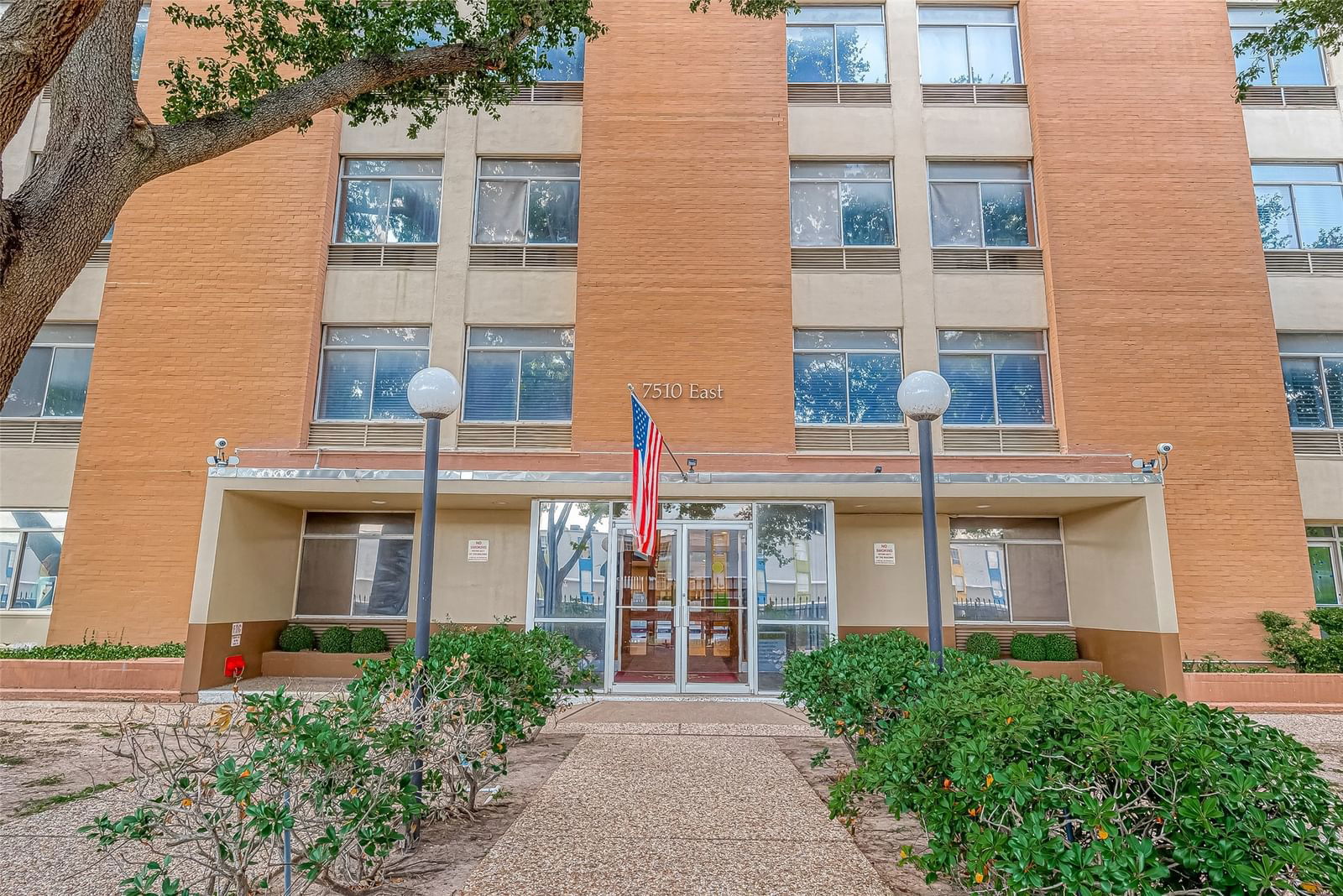 Real estate property located at 7510 Hornwood #1602, Harris, Sussex Condo East, Houston, TX, US