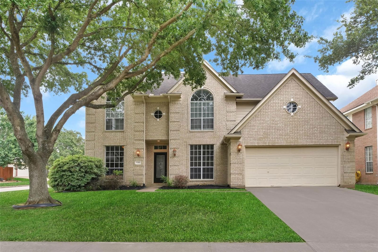 Real estate property located at 15707 Rosewood Hill, Fort Bend, Village Of Oak Lake Sec 2, Sugar Land, TX, US