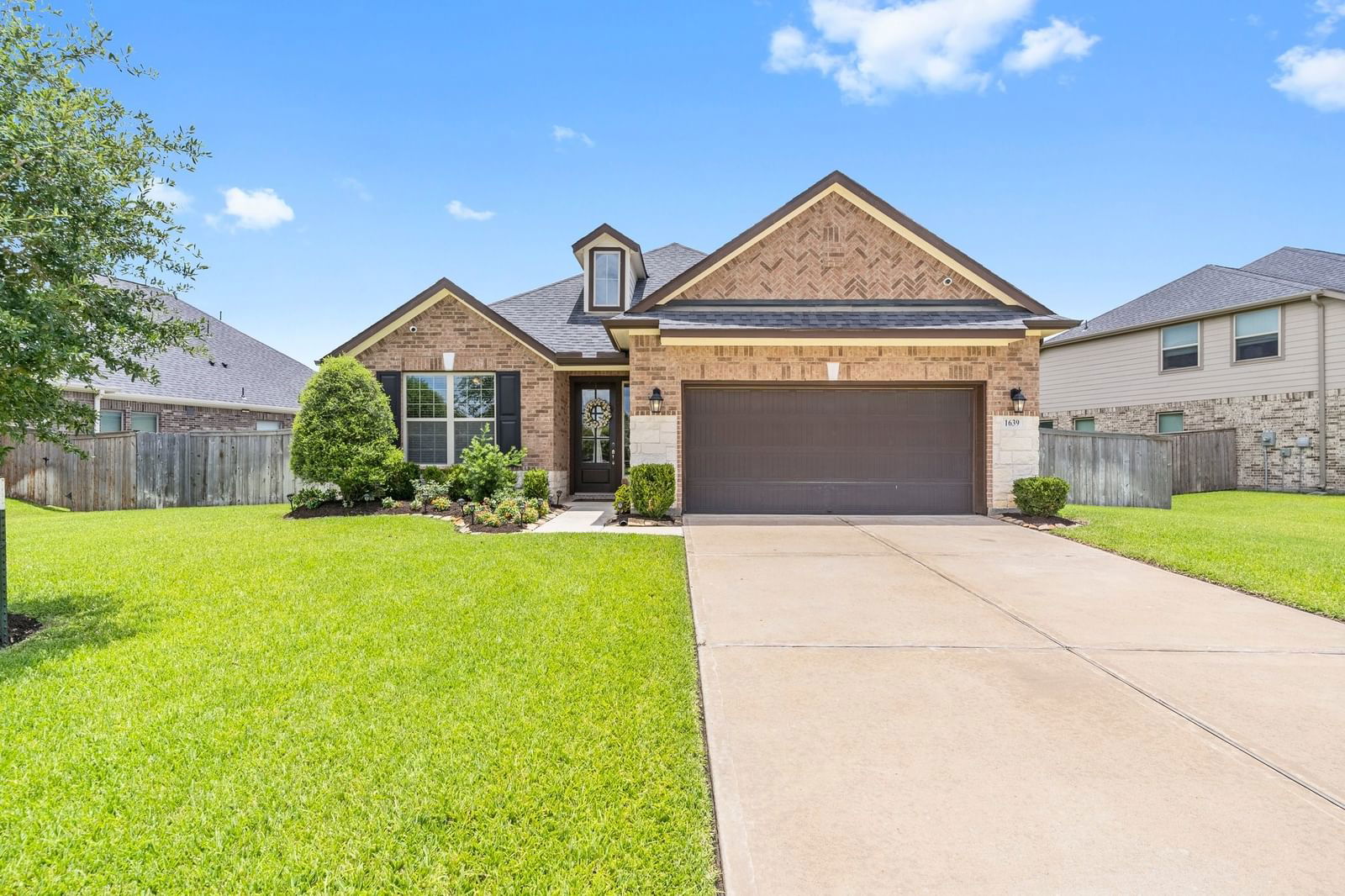 Real estate property located at 1639 Dominion Heights, Fort Bend, Young Ranch, Katy, TX, US