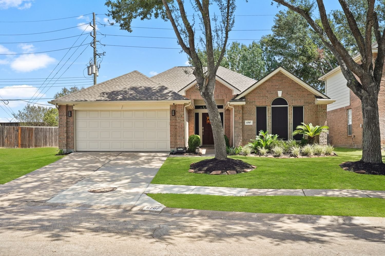 Real estate property located at 6707 Oakbranch Manor, Fort Bend, Richmond, TX, US