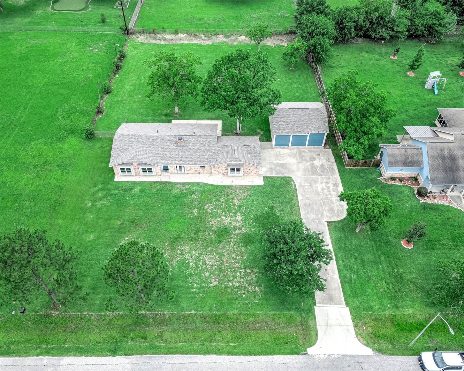 Real estate property located at 3834 Bluebird, Brazoria, West Lea, Pearland, TX, US