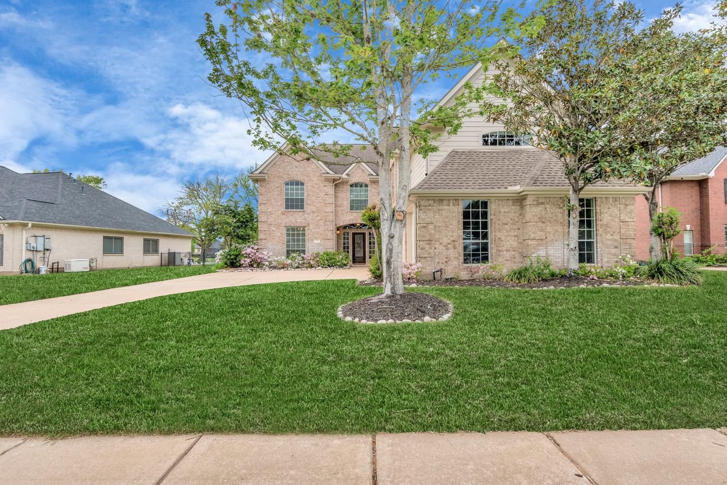 Real estate property located at 2315 Quarterpath, Fort Bend, Pecan Grove Plantation Sec 16, Richmond, TX, US