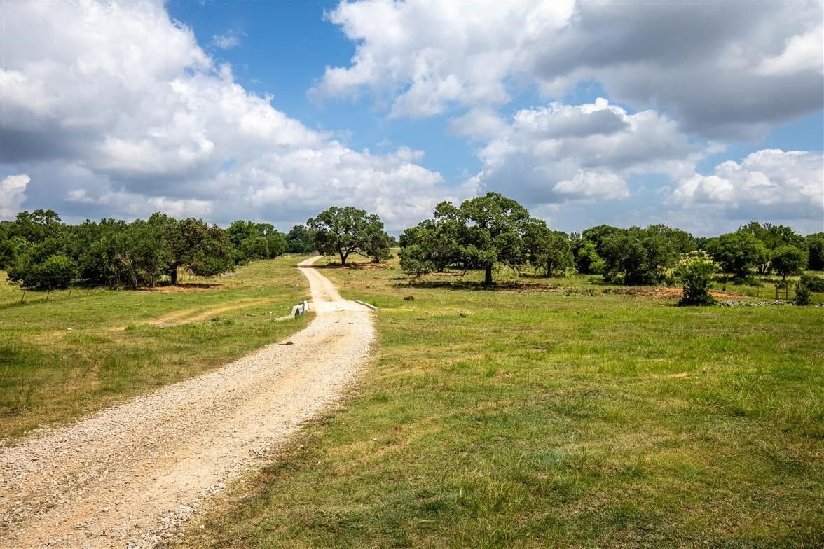 Real estate property located at 10120 State Highway 46, Comal, New Braunfels, TX, US